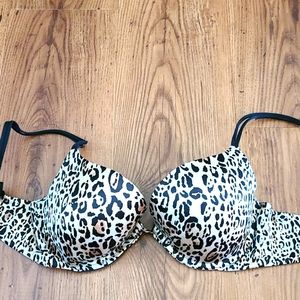 Victoria Secret push up bra 36C
